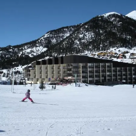 Apartment Chalmettes - 2/4 Personnes - Skis Aux Pieds Mae-9074 Montgenevre